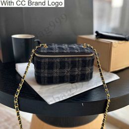 CC Brand Shoulder Bags Women Grey Woollen Fabric Cosmetic Case Bags With Mirror Classic Quilted Gold Hardware Chain Shoulder Crossbody Handbags Lady Designer Min