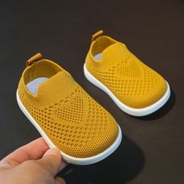 First Walkers Infants Casual Shoes Baby First Walkers -born Boys Girls Flats Breathable Soft Outdoor Sock Shoes Spring Knitted Fabric 16-21 230227