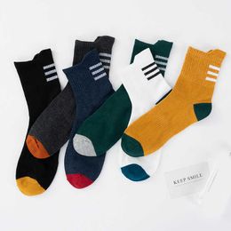 Men's Socks 1Pair Standard Thickness Cotton Striped Long Socks Fashion Men Women Couples Casual Colourful Thin Section Street Funny Sock Z0227