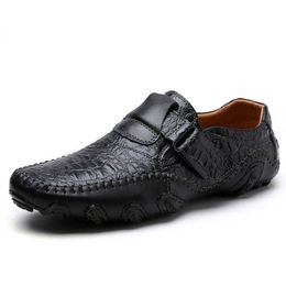 Dress Shoes Plus Szie Mens Shoes Casual Genuine Leather Luxury Brand Men Loafers Italian Breathable Driving Shoes Slip On Moccasins R230227