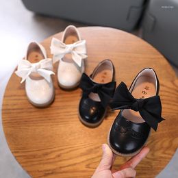 Flat Shoes Kids Princess 2023 Fashion Girls Cute Bow Black Leather Children Dance Party Big Size