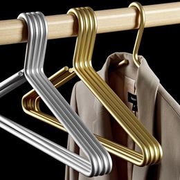 Hangers Racks 5pcs Solid Metal Hangers for Coat Durable Seamless Matte Gold/Sliver Clothes Trousers Sweater Storage Racks Hangers Organiser 230227