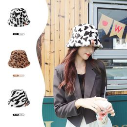Berets Korean Version Of The Leopard Pattern Fisherman Hat Warm And Thick Adjustable Flannel Student For Women Cap