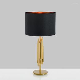 Table Lamps Modern Luxury LED Desk Lamp Nordic Business Vintage For Bedroom Bedside Writing Lighting