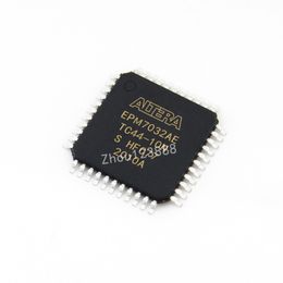 NEW Original Integrated Circuits ICs Field Programmable Gate Array FPGA EPM7032AETC44-10N IC chip TQFP-44 Microcontroller