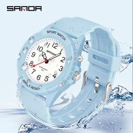 Wristwatches Style Women Watches Simple Dial Quartz Watch Luxury Back Light Wristwatch Ladies SKMEI Girl's Clock 50m Waterproof