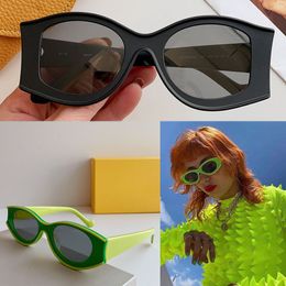 Square frame oval lens Style Sunglasses beach party Eyeglasses Luxury Designer Sun glasses 616487 for Men Women Classic Thick Plate Black White lunettes de soleil