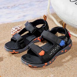 Sandals New 2023 Summer Kids Sandals Breathable Boys Sandals Soft Comfortable Children's Shoes Outdoor Beach Kids Lightweight Sandal Z0225