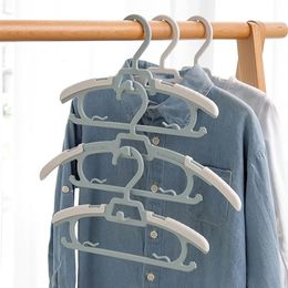 Hangers Racks 5pcs Baby Clothes Hanger Adjustable Flexible Rack Plastic Clothing Display Kids Hangers Unmarked Children Coats Hanger Organiser 230227