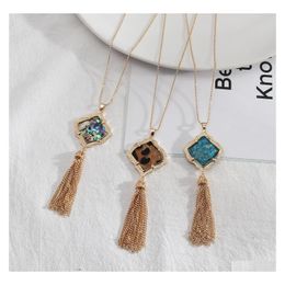 car dvr Pendant Necklaces Frame Inspired Abalone Shell Papper Leopard Leather Metal Tassels Snakeskin Long Chain Sweater Necklace Geometric Dhomp