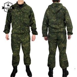 Men's Tracksuits Tactical military uniform suit Russian combat camouflage work suit outdoor air gun color bullet CS equipment training suit 2 pieces Z0224