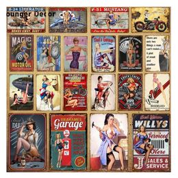 Vintage Sexy Girl Metal Tin Sign Posters Sexy Woman Retro Tin Plate Pin Up Girl Shabby Chic Painting Decor Bar Store Pub Wall Stickers Man Cave Decor SIZE 30X20CM w01
