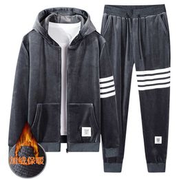 Men's Tracksuits 2-piece men's track and field suit New autumn thick hooded sweatshirt coat Men's sportswear suit Chandal Hombre Z0224