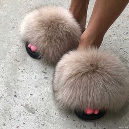 Slippers Summer Fur Fluffy Cute Plush Ladies Flip Flops Luxury Charming Home Outdoor Non-Slip Wear-Resistant Flat Sandals Y2302