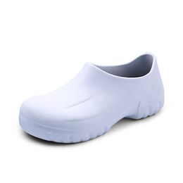 Slippers Man Chef Shoes Kitchen Cook Shoes Black s Working Hospital Shoes Super Anti-skidding Oil Proof Waterproof Sandals Y2302