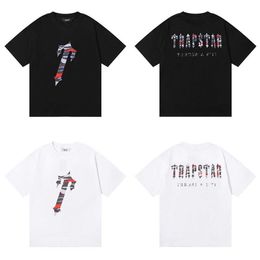The source manufacturer's foreign trade men's clothing star has the same short-sleeved Trapstar design color letter printing couple T-shirt