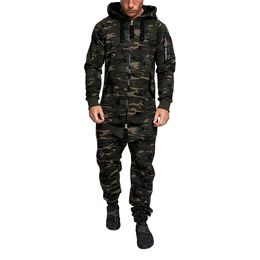 Men's Tracksuits Camouflage Hooded Jumpsuit Men Autumn Long Sleeve Zipper Romper Male Streetwear Sweatshirt Pants Clothes Plus Size 230227