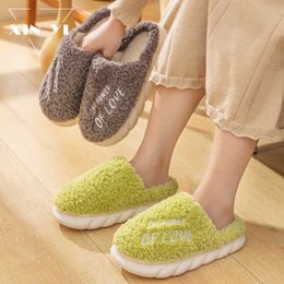 Slippers 2022new Winter Cute Warm Soft Sole Women's Slippers Indoor Floor Flat Furry Men's Slippers Home Plush Bedroom Light Cotton Shoes Z0215