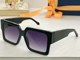 Sunglasses For Women and Men Summer 2311 Style Anti-Ultraviolet Retro Plate Square Full Frame Eyeglasses Random Box