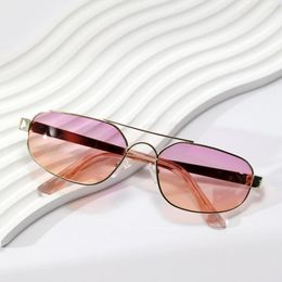 Sunglasses Women Metal Frame Famale Sun Glasses Fashion Gilrs Outdoor Goggles Party Eyewear Cute Style Eyeglasses