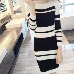 Casual Dresses 2023 Winter Knitted Long Sleeve High Bodysuit With Slim Waist Plus Size Es Vestidos Women Dress