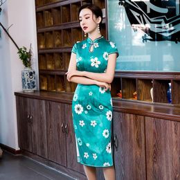 Ethnic Clothing Green Rayon Short Chinese Traditional Women Qipao Vintage Oriental Female Cheongsam Novelty Formal Dress M- 4XL