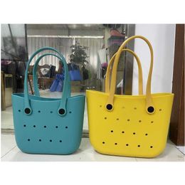 Beach bags Silicone Solid Colour Beach Bag 2021 Tote Bag Handbag For Travel Style Women New Style Bag bog One Side Holes 0228