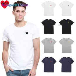 Men's T-Shirts PLAY Summer T-shirt Men Women tter broidery Heart Round Neck Short-seved Cotton Solid T-shirt Coup Loose Casual T-shirt 0228H23