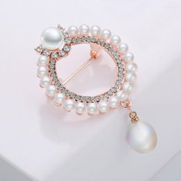 Brooches Fashion Crystal Circle Pearl Brooch Women's Exquisite Sunflower Pin Coat Hundred Matching Ornaments