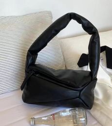 Evening Bags Est Fashion Women's Shoulder Bag High Quality Sponge Padded Underarm Design Simple Handbags For Women 2023