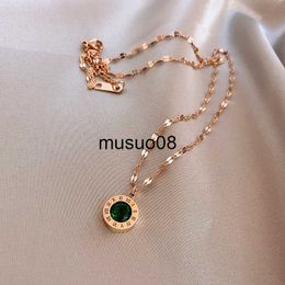 Pendant Necklaces Luxury Titanium Roman Numeral Green Crystal Round Pendant Necklace for Women Geometric Clavicle Chain Necklace Exquisite Jewelry J230601