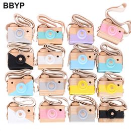 Toy Cameras 1Pcs Cute Baby Toys Mini Hanging Wooden Camera Pography Toys for Kids Montessori Toy Gift Children Wooden DIY Presents 230601
