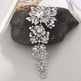 Pins Brooches WEIMANJINGDIAN brand crystal rhinestone large chest for wedding bouquet decoration jewelry G230529