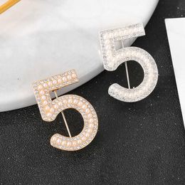 Fashionable crystal pins luxurious rhinestone size 5 tight fitting corset women's wedding gifts digital jewelry accessories suitable for friends G230529