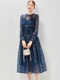 Casual Dresses Spring Runway Dress 2023 Women Elegant Long Sleeve Print Elastic Waist Mid Calf Holiday Vestidos Vintage Blue Robes
