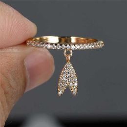 Band Rings Luxury White Zircon Small Ring Crystal Geometric Letter Pendant Charm Gold Silver Colour Wedding For Women