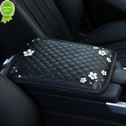 New Universal Leather Car Armrest Pad Covers Creative Cute Flower Strass Crystal Auto Center Console Bracciolo Seat Box Pad