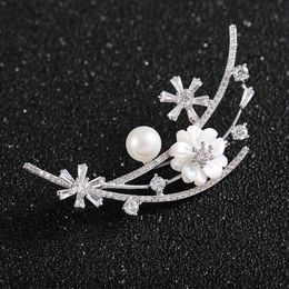 Pins Brooches Women's simple pearl shell crystal flower luxury silver zircon alloy plant brooch safety pin G230529