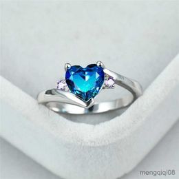 Band Rings Luxury Female Crystal Blue Ring Classic Silver Colour Thin Wedding For Women Charm Zircon Love Heart Engagement