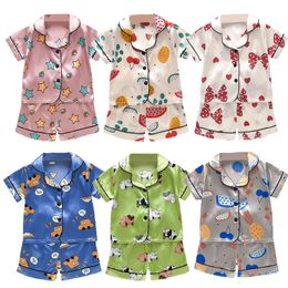Pajamas barn Set Silk Boys Girls Cartoon Print Pyjamas Kort ärm Blus Toppar Shorts Underwear Children Sleepwear Suit 230601