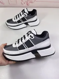 top Classic Designer casual shoes for men flat sneakers low Panda White Black Grey Fog Chunky Glod2023