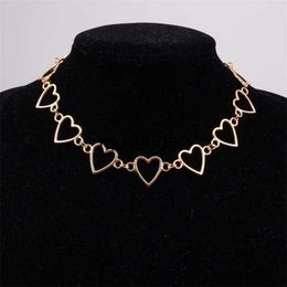 Pendant Necklaces Independent Gothic Metal Hollow Connecting Heart Neck Chain Collar Necklace Women's Egirl Cosplay Aesthetic Jewellery J230601