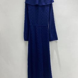Casual Dresses Rench Style Navy V-Neck Slim Knit Skirt Autumn/Winter 2023 Waist Tight Fried Dough Twist Dress