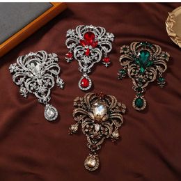 Pins Brooches Fashion Women's Elegant Luxury Rhinestone Pendant Vintage Boutique Party Banquet Decoration Jewellery brooch G230529