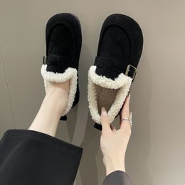 Winter New 2022 Plush Flat Anti-skid Pregnant Women Shoes Slip on Loafer Shoes Beans Shoes Women Comfortable Light Flat Shoes