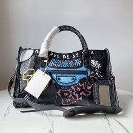 7A Graffiti Locomotive Bag Women Fashion Totes Handbags Old Flower Letter Shoulder Bags Zipper Closure With Wallet Mirror Bursting Sheep Skin Tote