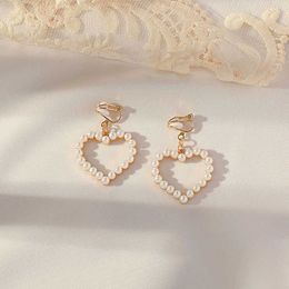 Ear Cuff without ear holes for women 2022 hollow love pearl clip Korean fashion diamond shaped flat egg earrings G230602