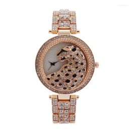 Wristwatches Luxury Diamond Women's Watch Fashion Matching Personality Leopard Pattern Hand Clock Female Bracelet Quartz Wristwatch