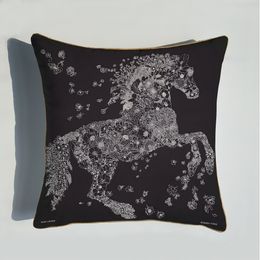 Horse Flower Throw Pillow Covers 18x18 Pillow case Farmhouse Pillow Cover Square Cushion for Living Room Couch Sofa Bed Home Outdoor Indoor Decorative