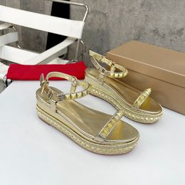 Woman Thick Bottom Spikes Sandals Platform Leather Wedge Spike Flatform Wedgies Slippers Fashion Summer Stud Espadrilles Sandal